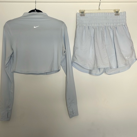 Nike Set (top and bottoms). Size L - Picture 1 of 6